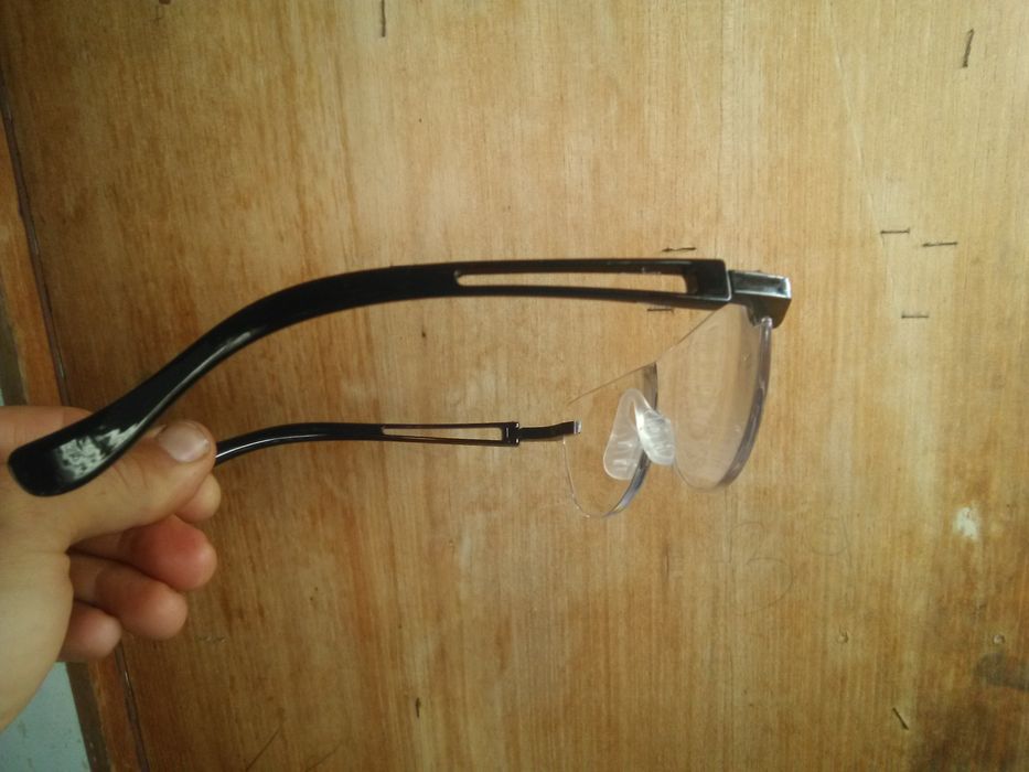 Ochelari de marit cu lupa