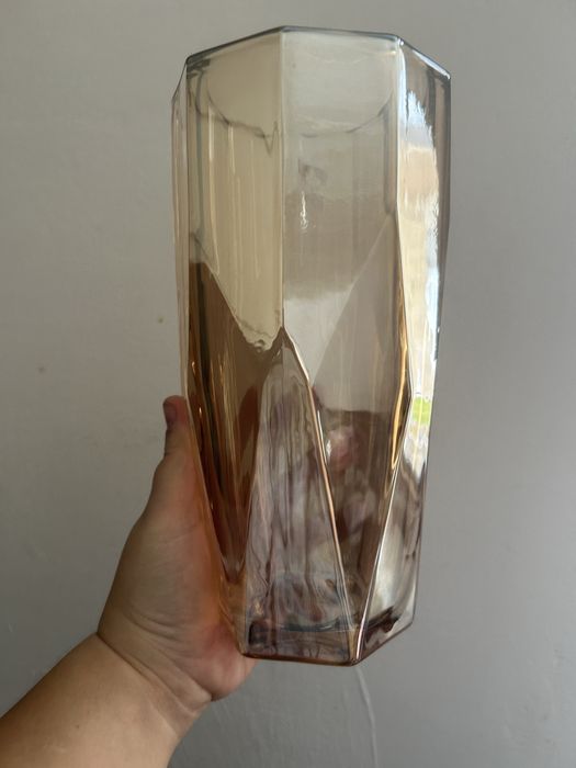 Vaza din sticla grea cu luciu holografic
