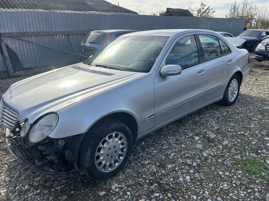 Capota/bara/far mercedes e220 2006