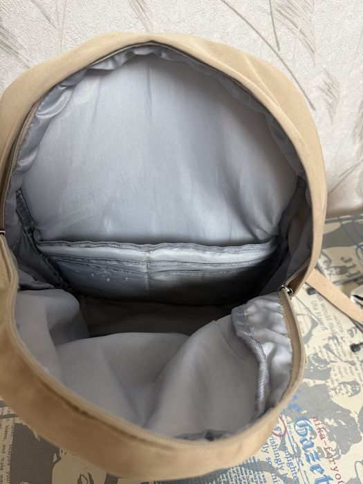 Продам рюкзак школьный