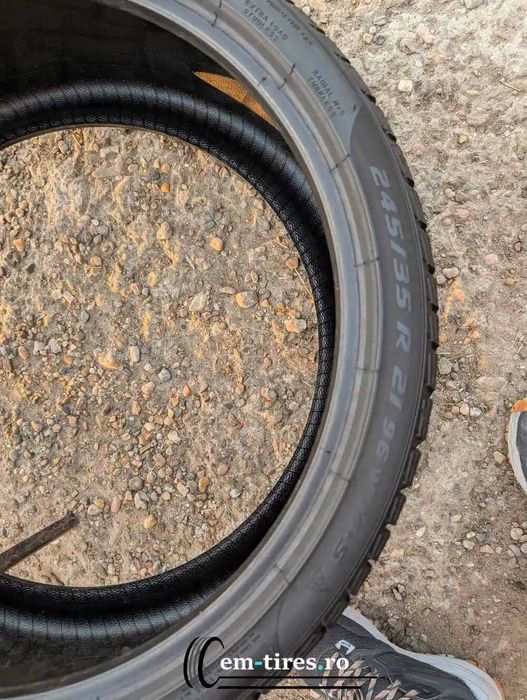 Anvelopa Iarna 245/35 R21 PIRELLI Sottozero 3 96W