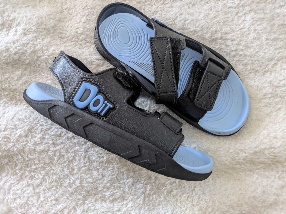 Детски сандали за момче