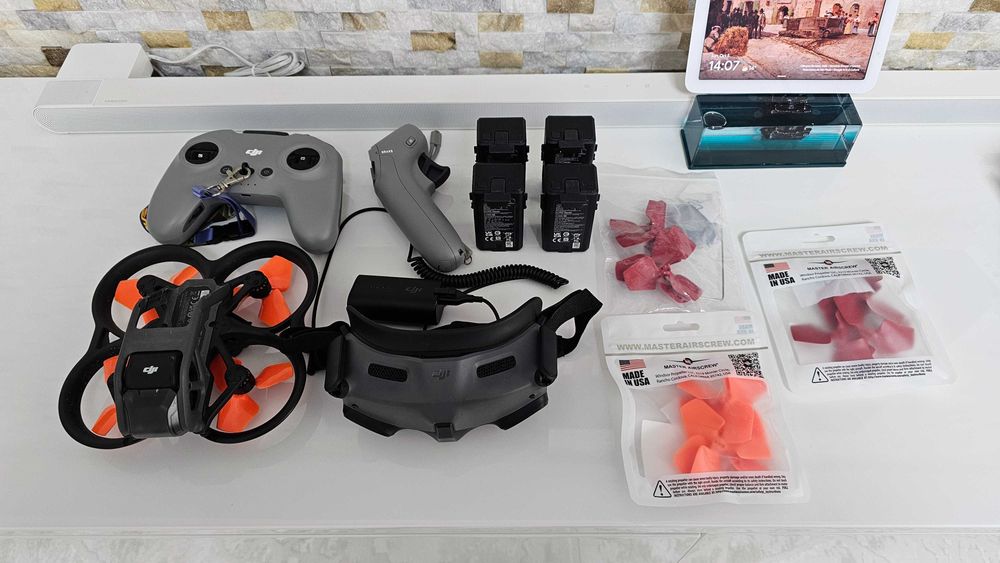 Drona DJI AVATA 1 Fly more combo