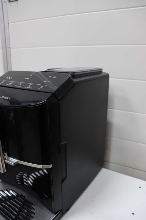 Siemens TF301G EQ300 автоматична кафемашина за еспресо, UK Щепсел