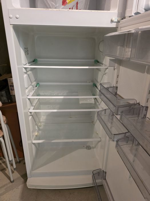 Продам хододильник Атлант