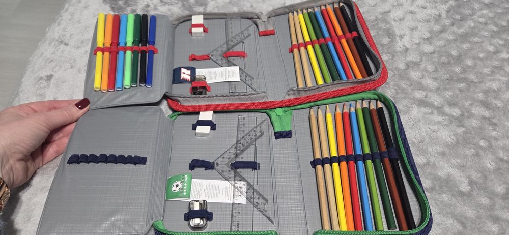 Vand 2 penare echipate