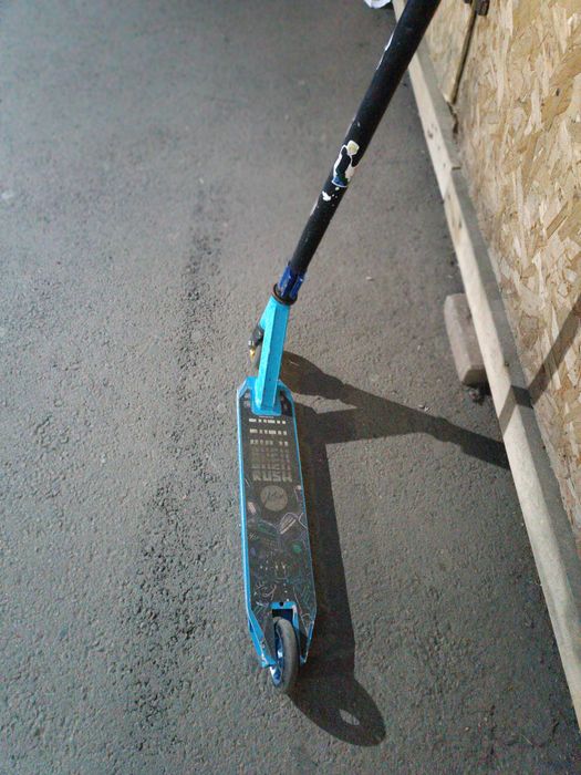 Самокат трюкавой