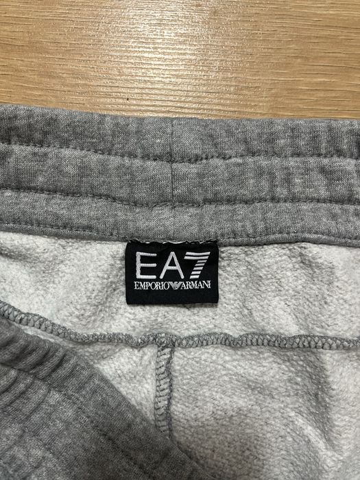 EA7 Emporio Armani спортно долнище М