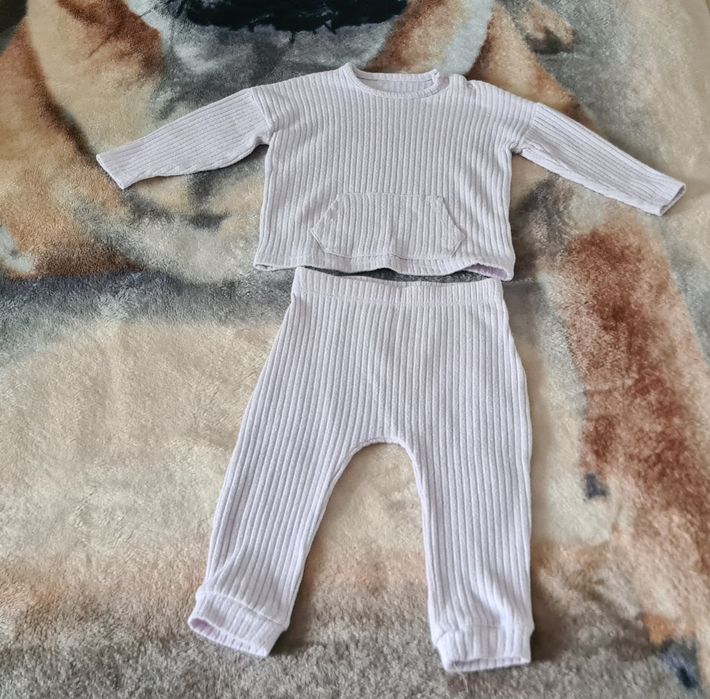 Compleu George, 12-18 luni