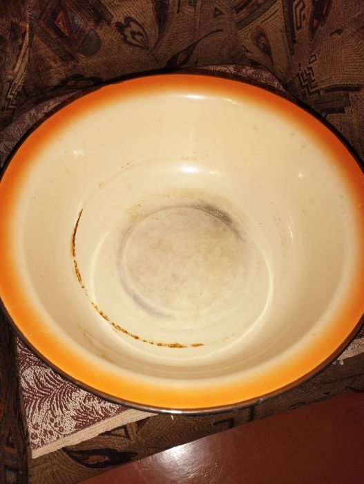 Посуда эмалированная