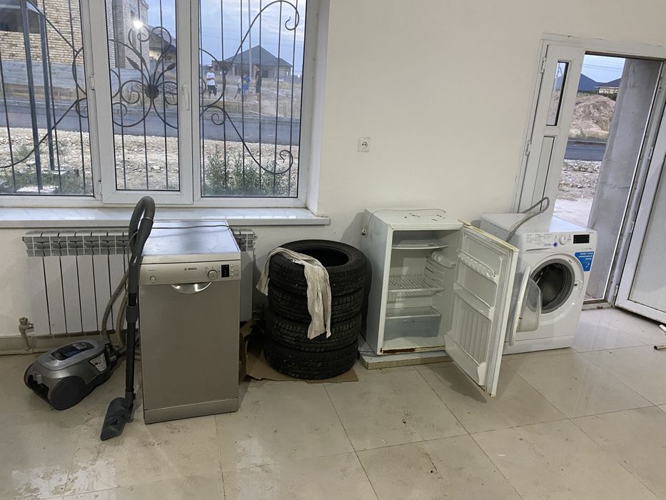 Продаеться посудамойка Bosch 45000 цена