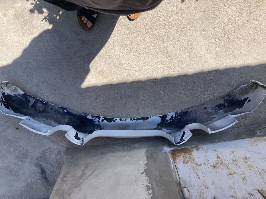 Задние стоп и губа BMW e 90