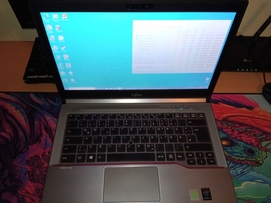 Laptop Fujitsu Lifebook E744