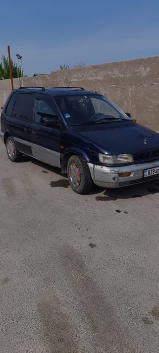 Продам Mitsubishi Space Runner