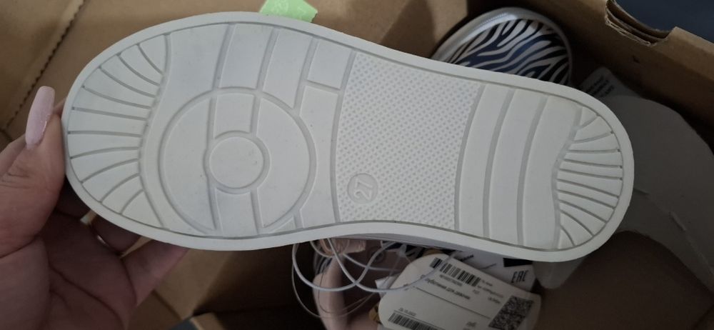 Детская обувь 27 размер