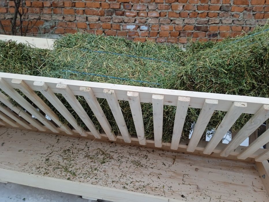 De vânzare ieslea oi și capre  economic