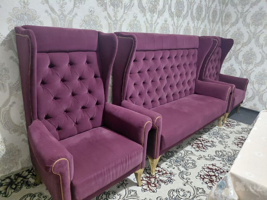 Mebel sotiladi Xolati zo‘r yangi.                Narxi 4 mln kami bor.