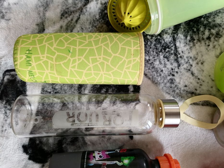 Шишетата за училище и за спорт, спорни бутилки