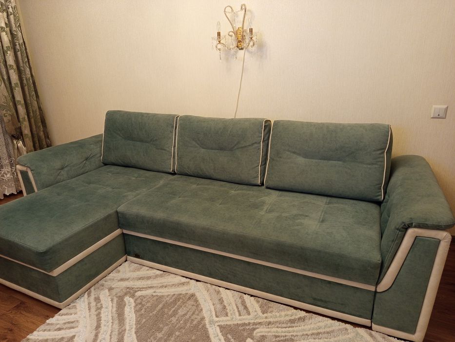 Продам угловой диван