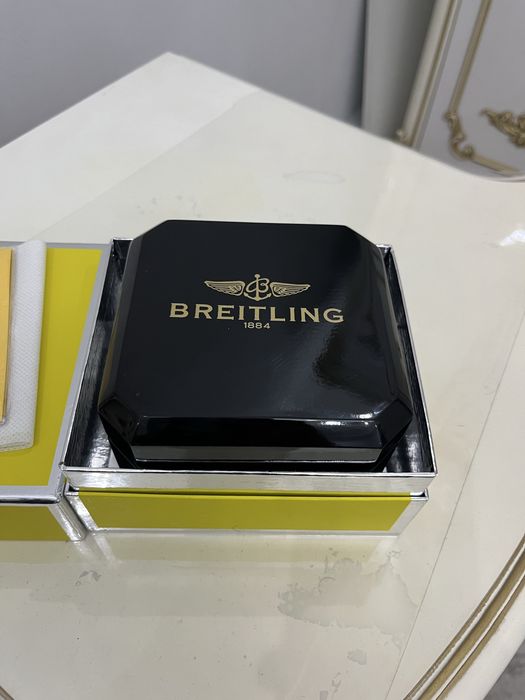 Продам наручные часы Breitling б/у 58000  Алматы