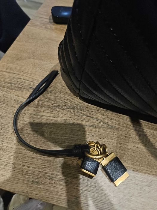 Дамска чанта Guess