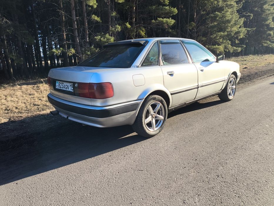Продам Ауди 80 б4
