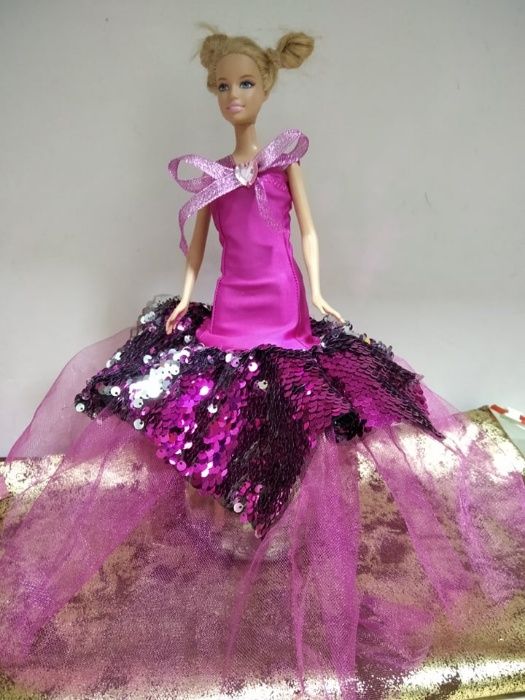 дрехи за кукли Барби и Кен