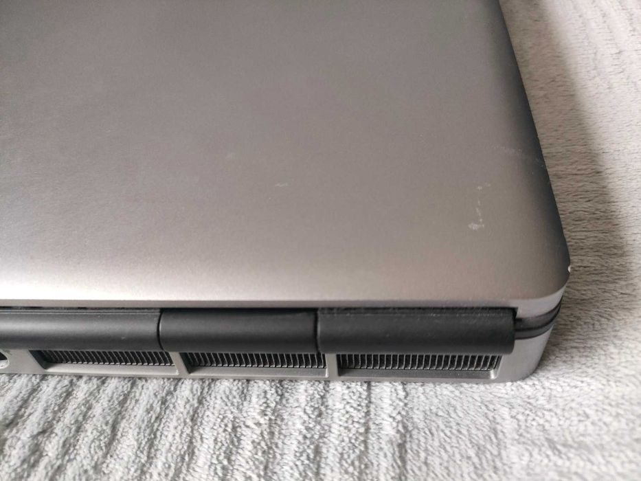 Мощен лаптоп Dell Precision 7750 17 inch 3 TB SSD (3 NVMe x 1 TB) RTX 3000 48 GB RAM i7 10850H Max 5.10 GHz