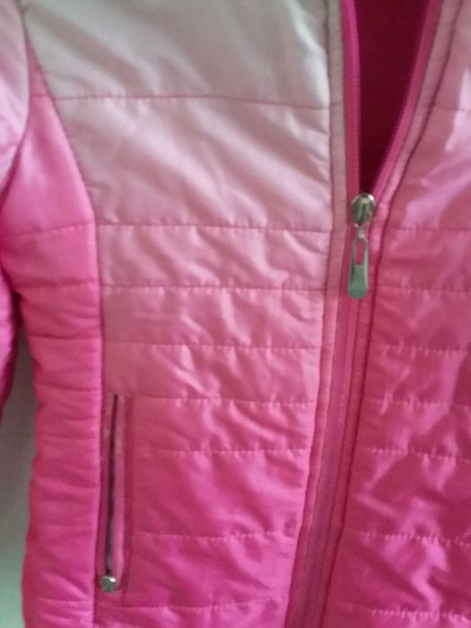 Олекотено розово-бяло детско яке 122см