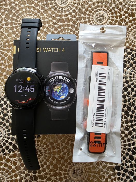 Huawei watch 4 .
