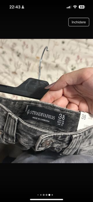 Blugi/ jeans/ pantaloni/ denim Stradivarius
