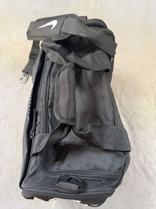 Geanta sport Nike noua new unisex