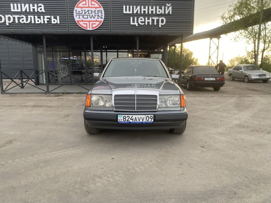 Mercedes Benz W124