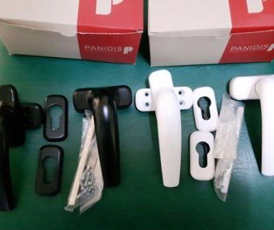 Maner usa aluminiu X502 alb si negru Magazin accesorii aluminiu PVC