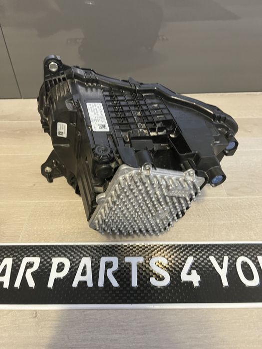 Фар десен Land Rover Defender Перфектен