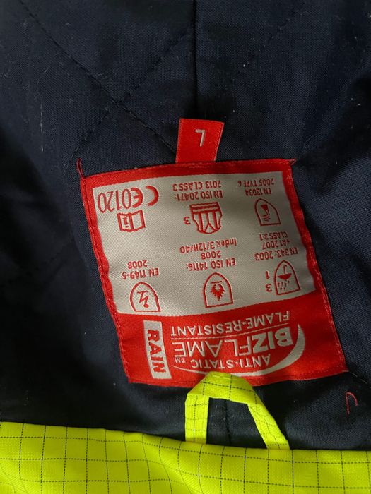 Продам спецодежда