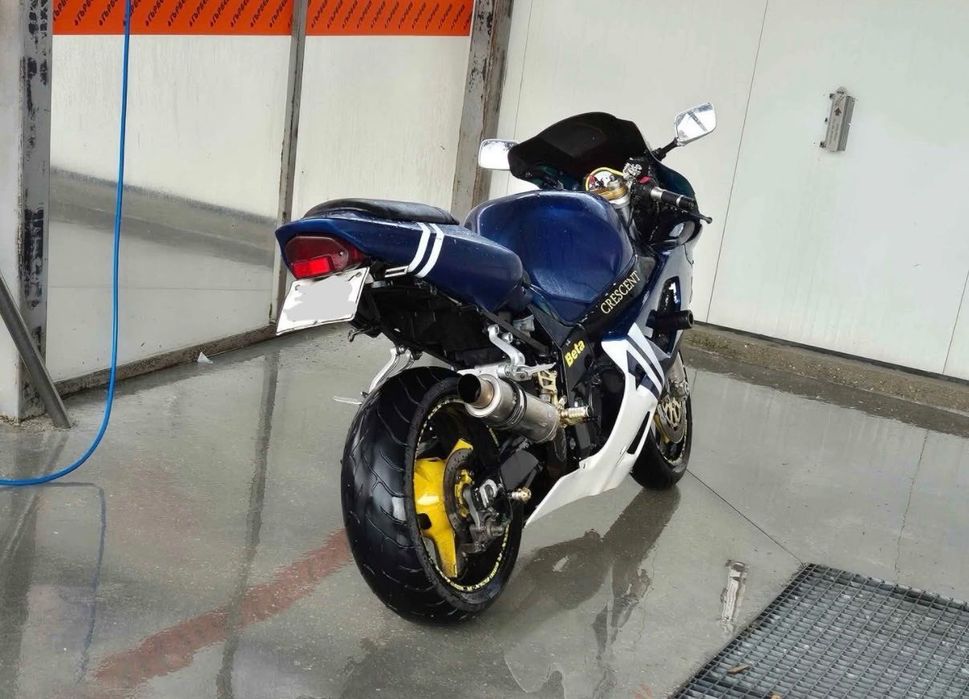 Suzuki GSX-R 600 K2 на ЧАСТИ / gsxr к2 600