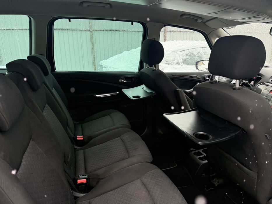 Ford Galaxy 2.0 Diesel *** 7 LOCURI *** GHIA *** ADUS AZI