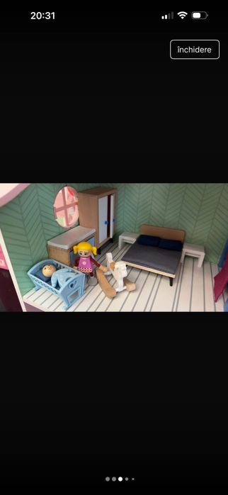 Căsuță din lemn pentru păpuși completă