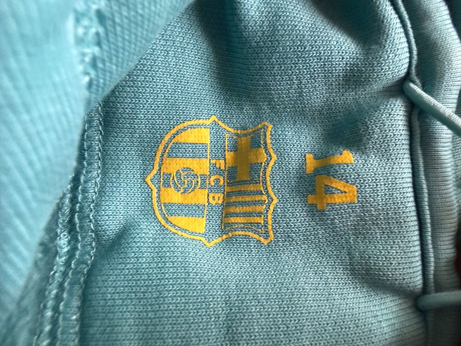 FC Barca детски суитчър