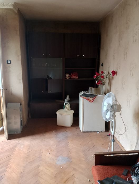 Продава се Двустаен апартамент в Плевен, Идеален център - 63 кв.м за 1381 €/кв.м - Снимка #2