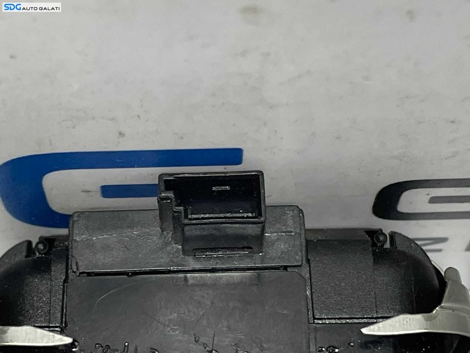 Senzor de Ploaie Lumina Parbriz Geam Sticla Volkswagen Passat B6 2005 - 2010 Cod 1K0955559AD [L3490]