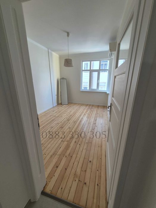 Продава се Тристаен апартамент в София, Център - 71 кв.м за 4212 €/кв.м - Снимка #6