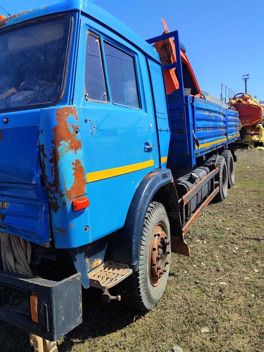 Автомобиль бортовой КАМАЗ P687CH