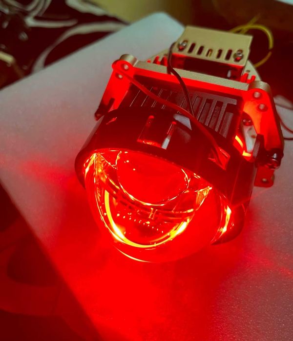 Set 2 Benzi LED Banda RGB Lupe Devil Demon Eyes, cu Aplicatie Bluetoot