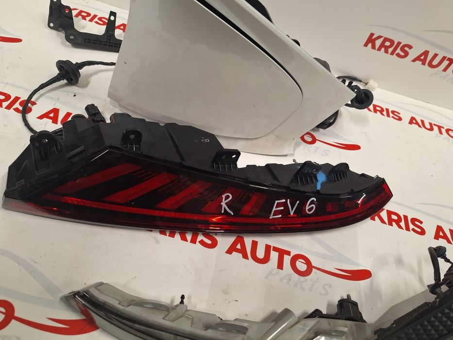Стоп/ Мигач - стопове/Мигачи Kia EV6 / Киа ЕВ 6 2024г