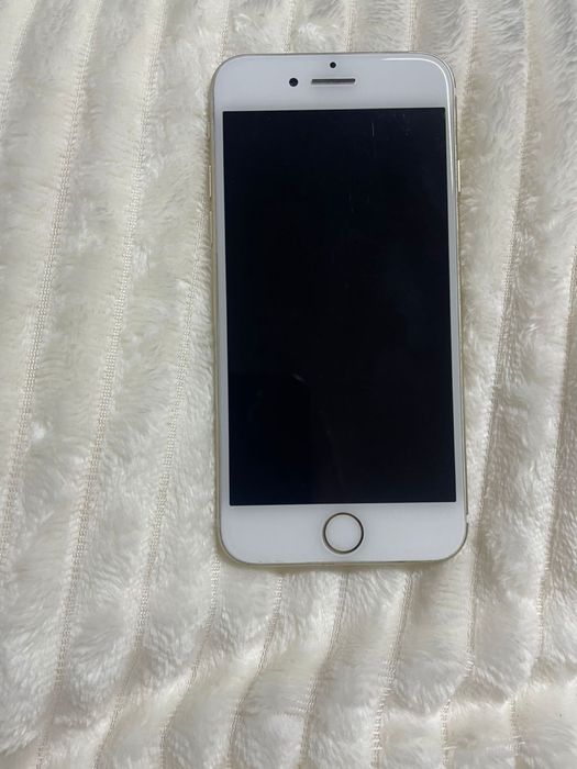 Срочно Продом  Айфон 7