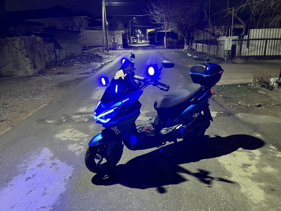 Макси 165 куб jet moto