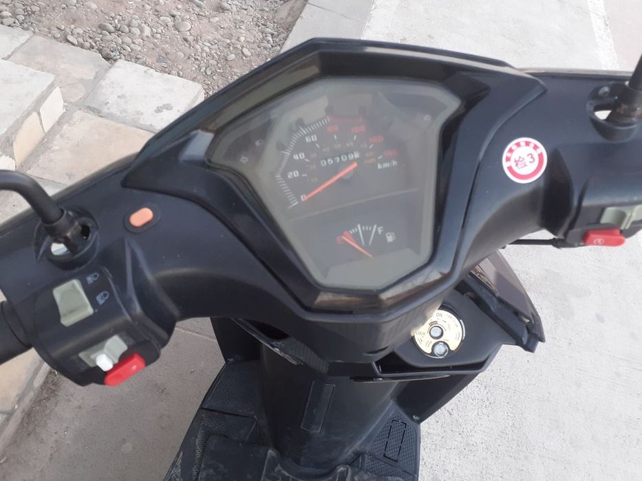 Kawasaki 150kub 700$