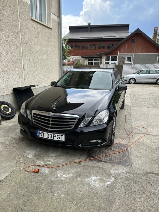MERCEDES-BENZ E-Class 2009 — imagine 3